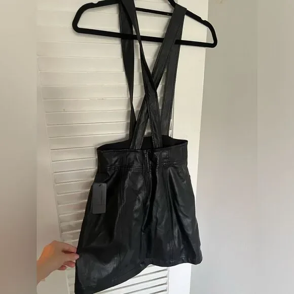 NWT | Guess Rona Faux-Leather Suspender Skirt | Size: 4 - Picture 3 of 7